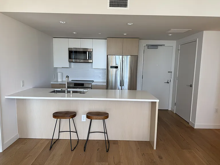 1001 Queen St #2602 — Photo 4