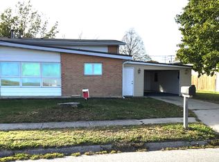 702 E Perimeter Rd, Rantoul, IL 61866