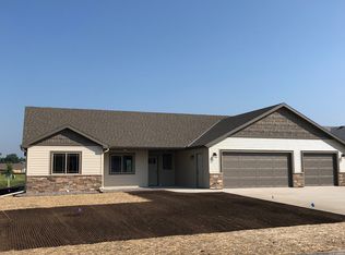 113 Glenview Loop, Saint Cloud, MN 56303