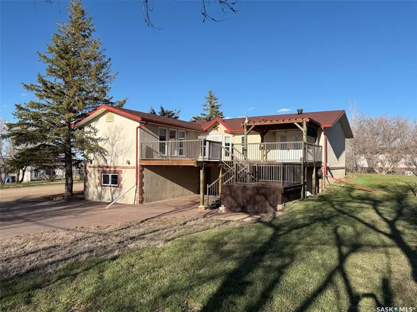 117 2nd STREET W, Frontier, SK S0N 0W0