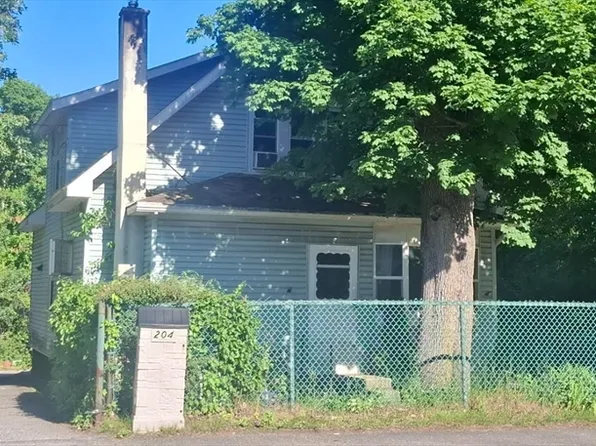 204 Wheelock Ave, Millbury, MA 01527