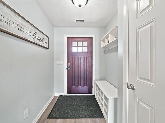 5th image of 825 Innkeepers Ct