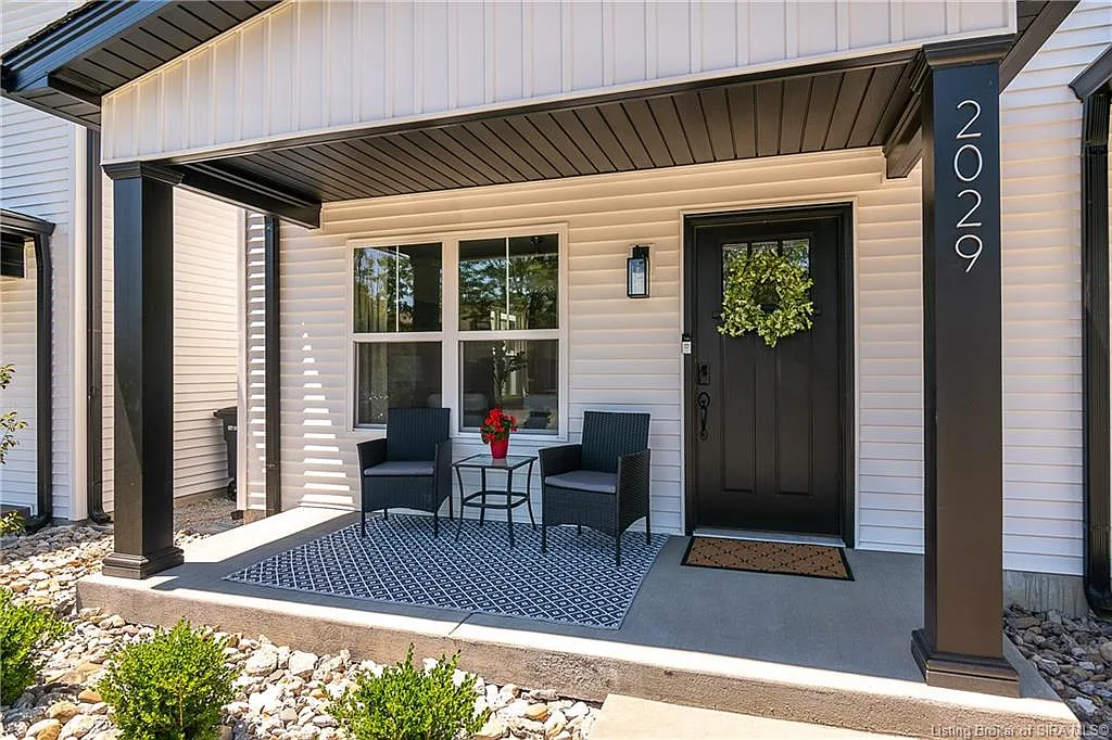 Building Photo - 2029 Aster Dr