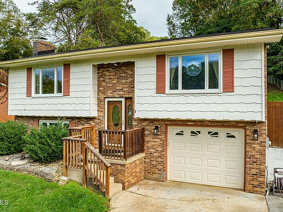 2nd image of 310 Brandonwood Dr