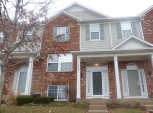 2409 Emily Ln, Elgin, IL 60124