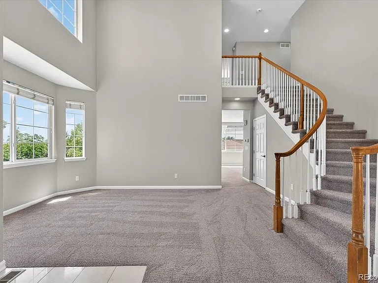 10543 Laurelglen Cir — Photo 6