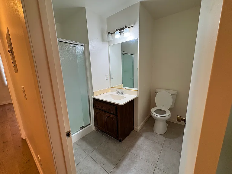 118 N Cedar St #2 — Photo 14