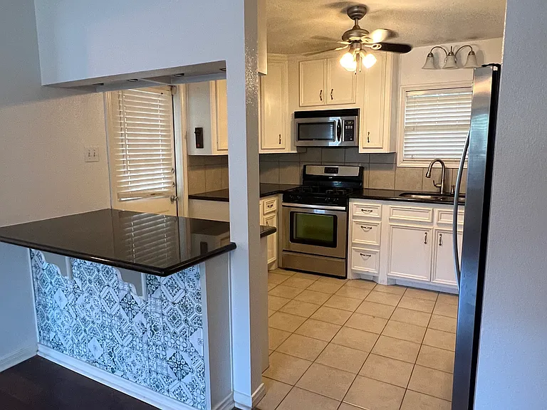 116 Bonita Ave — Photo 3