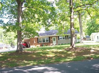 800 Elm St, Eden, NC 27288