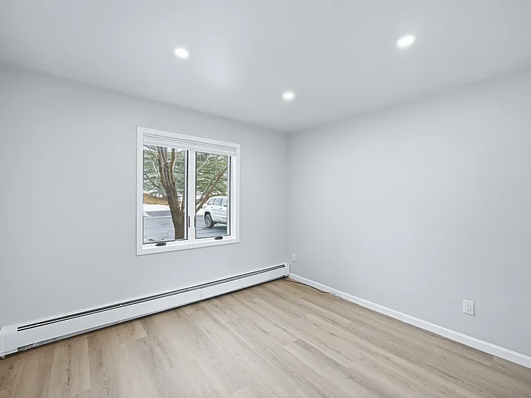 264 Eagle Dr — Photo 9