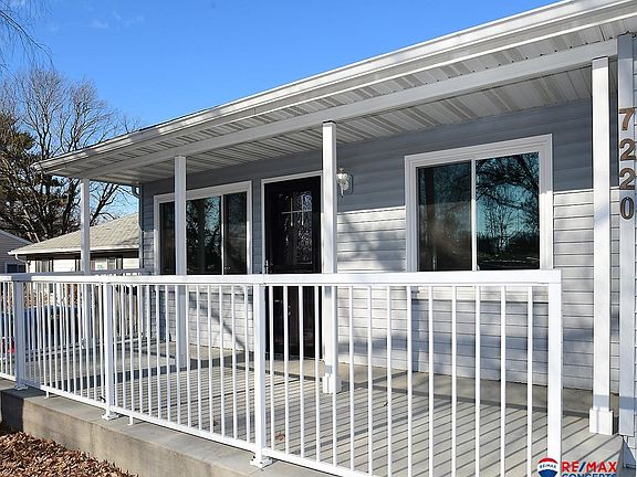 4th image of 7220 Kearney Ave