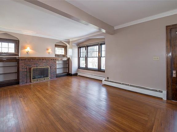 4th image of 13916 Wolf Ave