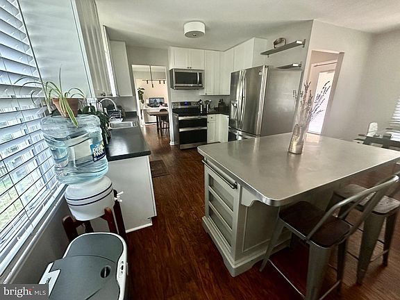 4th image of 7409 Reservation Dr