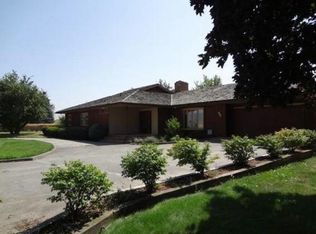 600 Sherman St, Athena, OR 97813