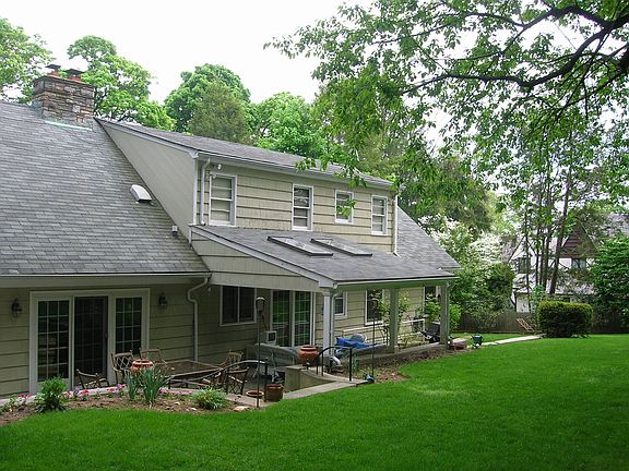 12x40 Patio w/Roof/Skylts