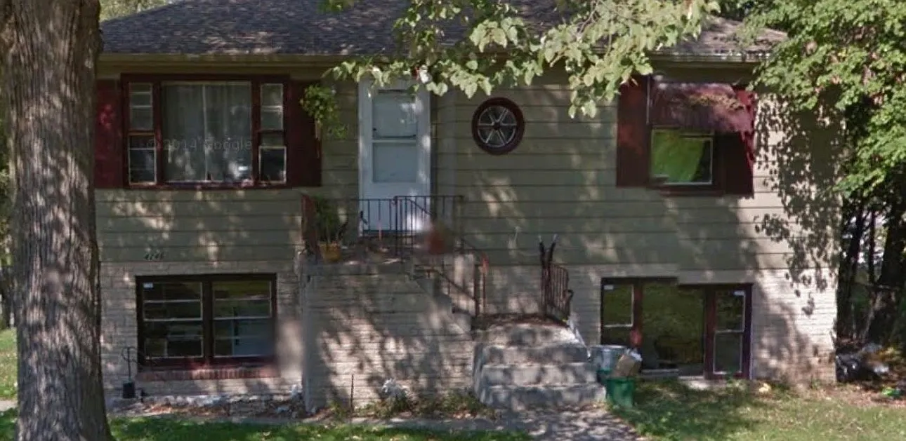 2 bed, 900 sqft, $1,200 — Photo 1