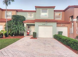 15121 NW 7th Ct, Pembroke Pines, FL 33028