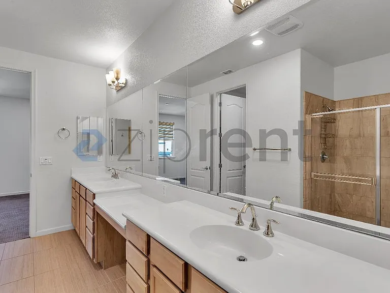 6914 Geyserville St — Photo 33