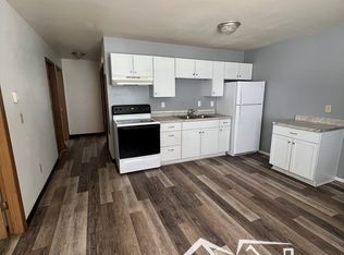 815 Woodland Ave #1, Oshkosh, WI 54901