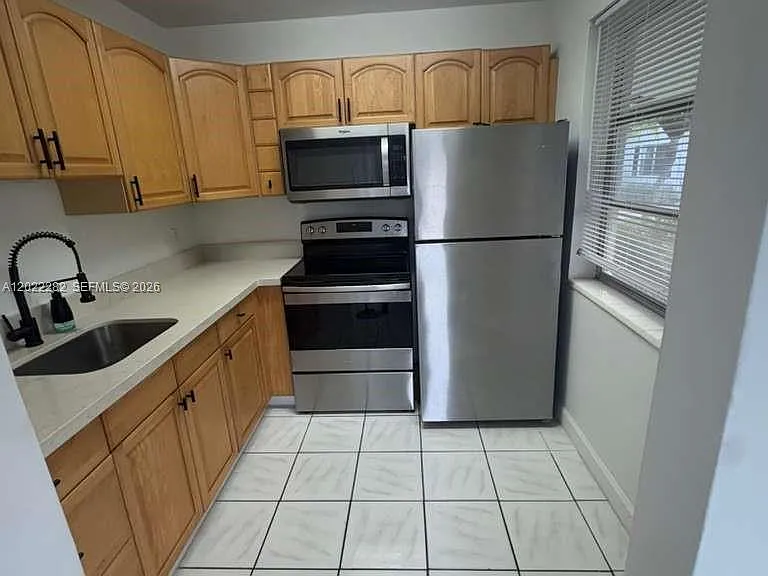 3210 Canal Dr #5 — Photo 5