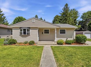220 Dorow Ave, Edgerton, WI 53534