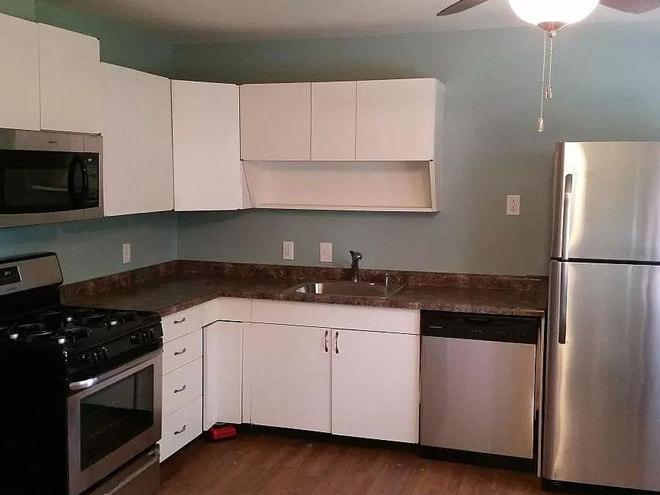 2nd image of 2902 Lawndale Dr