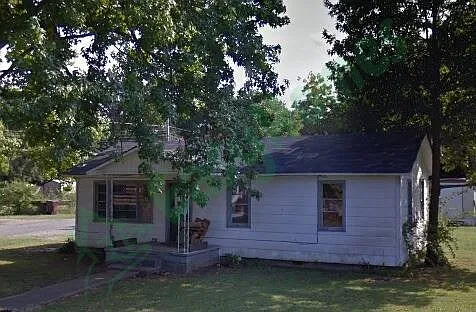 830 S Main St