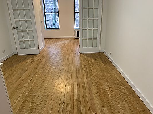 4th image of 25 Jones St APT 3C