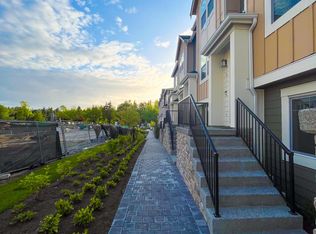 12011 NE 194th St #B, Bothell, WA 98011