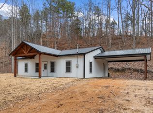 478 Pineview Rd, Linden, TN 37096