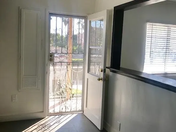 843 N Las Palmas Ave #3/4, Los Angeles, CA 90038