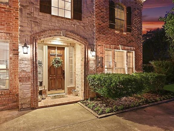 3rd image of 735 Ashleigh Ln