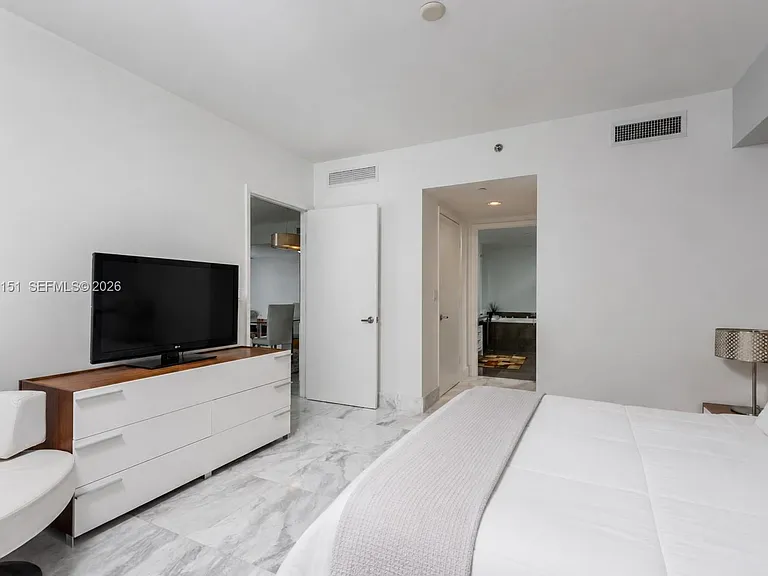495 Brickell Ave #705 — Photo 8