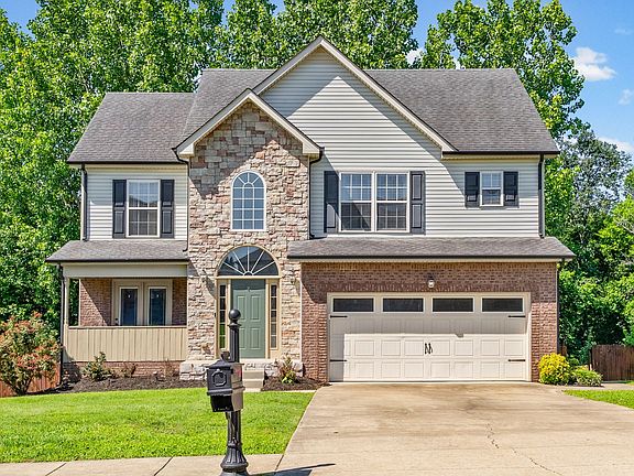2nd image of 1604 Apache Way