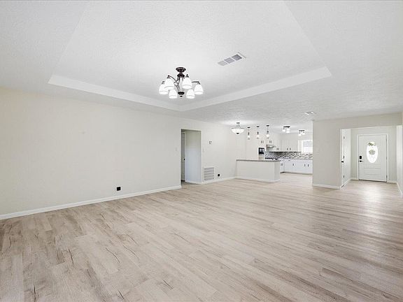 5th image of 2302 9th St