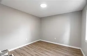 131 Margaret Ave #3 — Photo 6