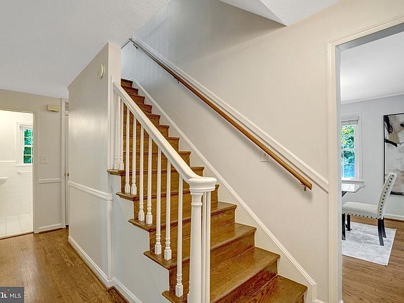 4th image of 6526 Oakwood Dr
