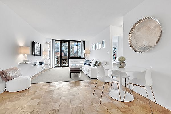 1st image of 407 Park Ave S APT 19A