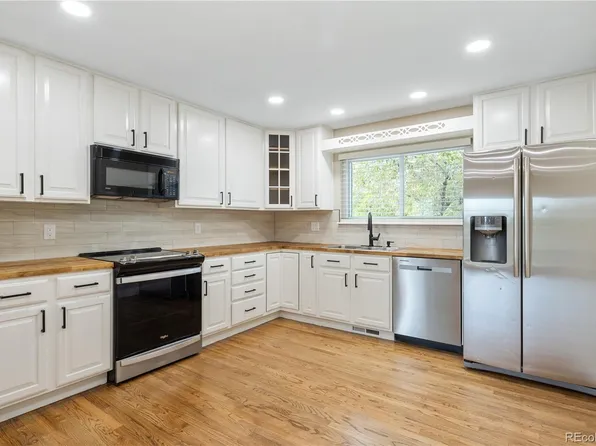 958 S Routt Court, Lakewood, CO 80226