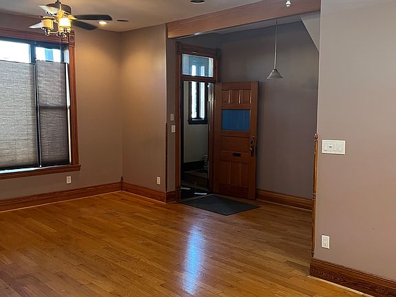 5th image of 2311 S Central Park Ave #1