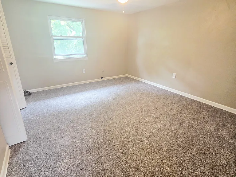 578 Caddy Dr — Photo 14