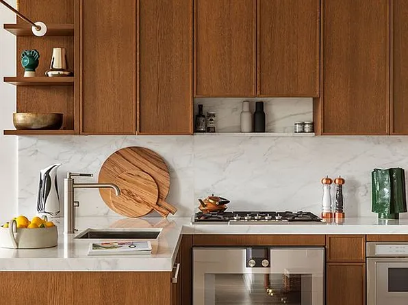 115 York St #5K, Brooklyn, NY 11201