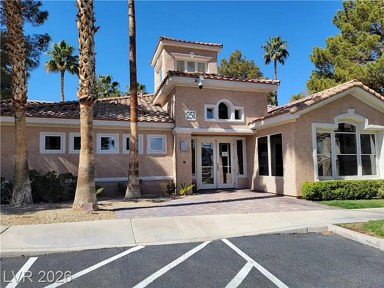 251 S Green Valley Pkwy #2421 — Photo 30