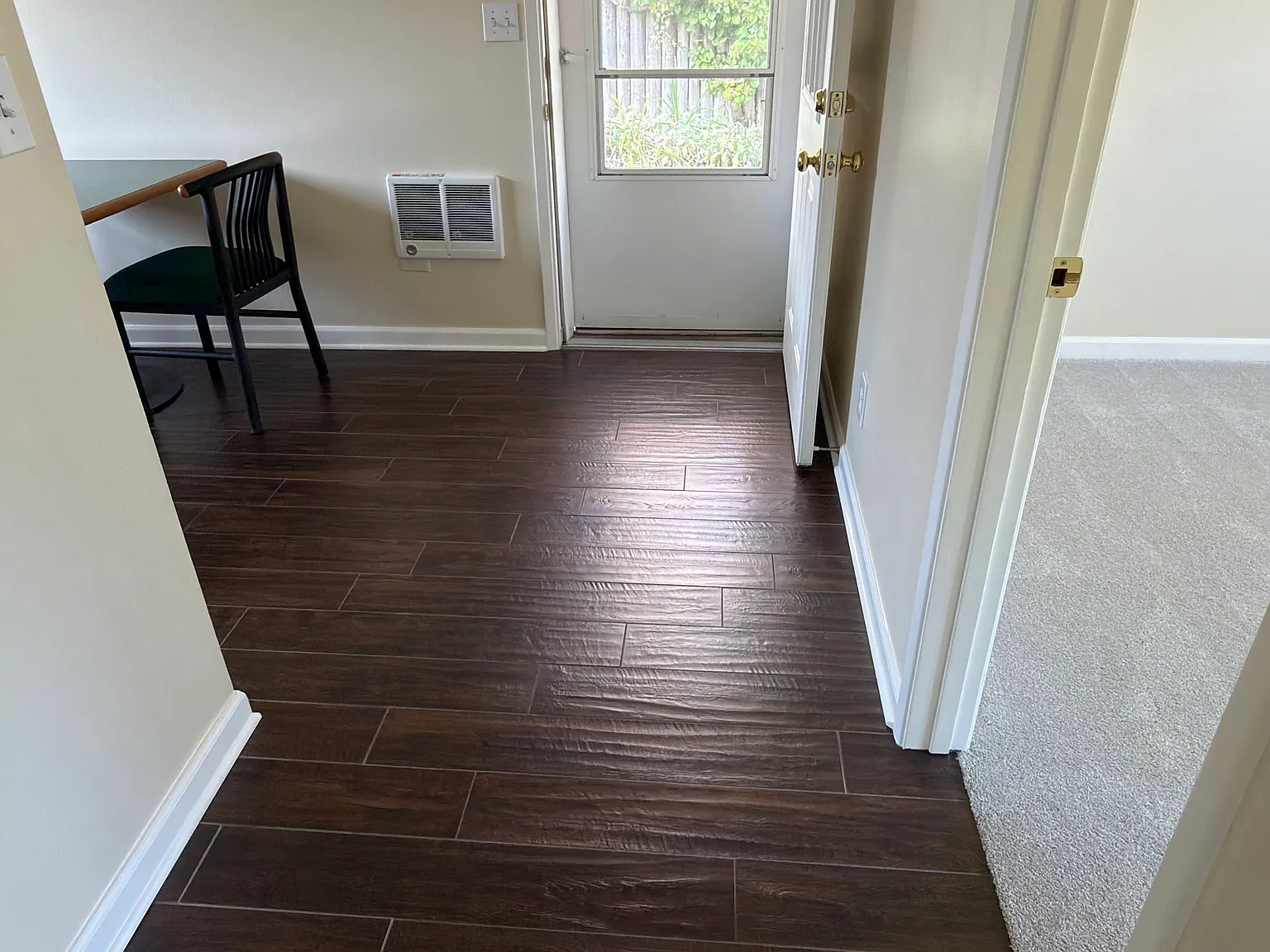 3837 Fairview Dr — Photo 3