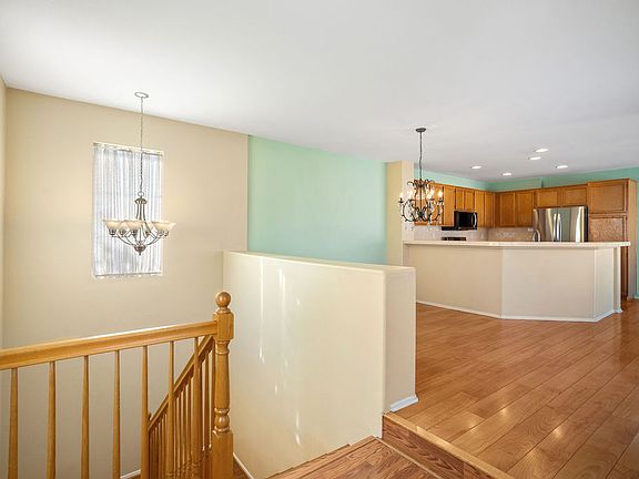 4th image of 39738 Columbia Union Dr