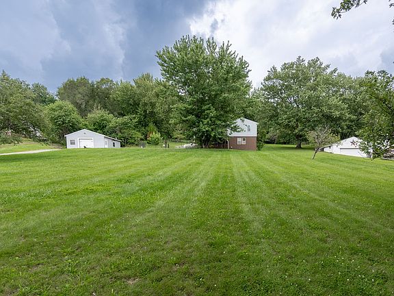 2nd image of 208 McCleary Rd