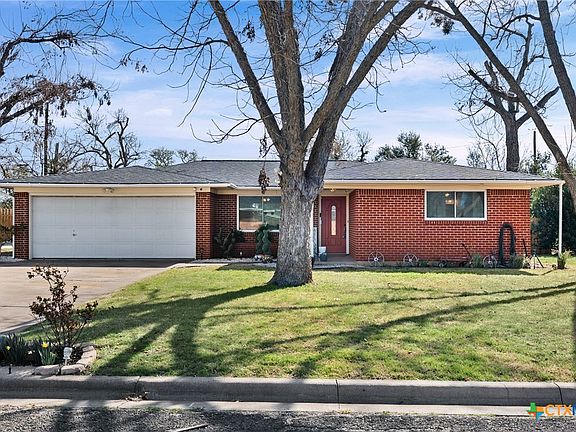 2nd image of 2417 Robin Rd