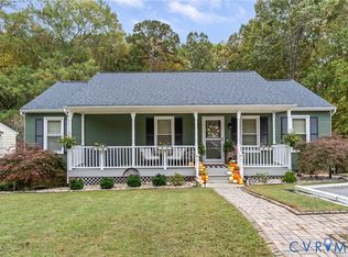 2955 Sand Hills Dr, Chester, VA 23831