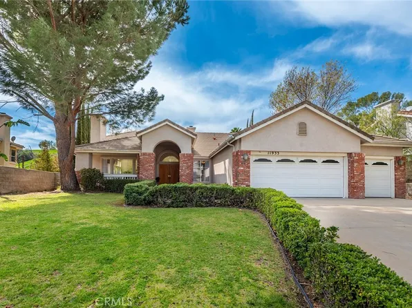 11933 Wood Ranch Rd, Granada Hills, CA 91344
