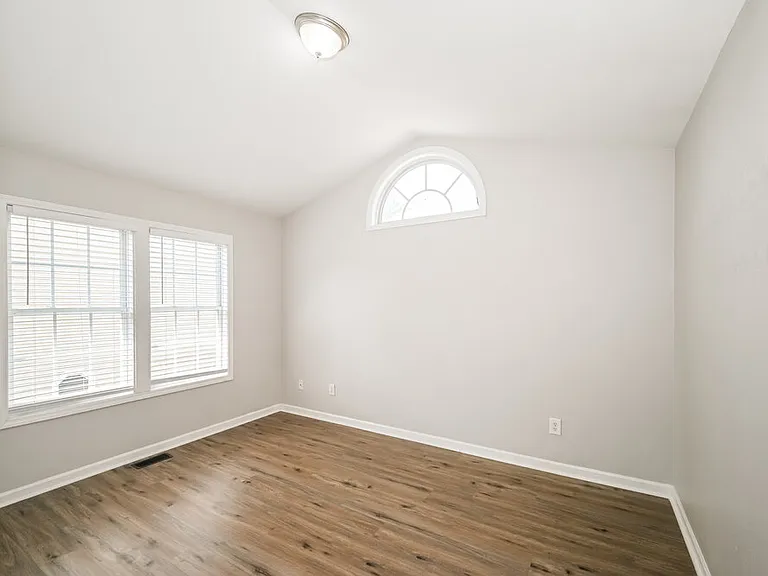 1422 Majestic Meadow Dr — Photo 14